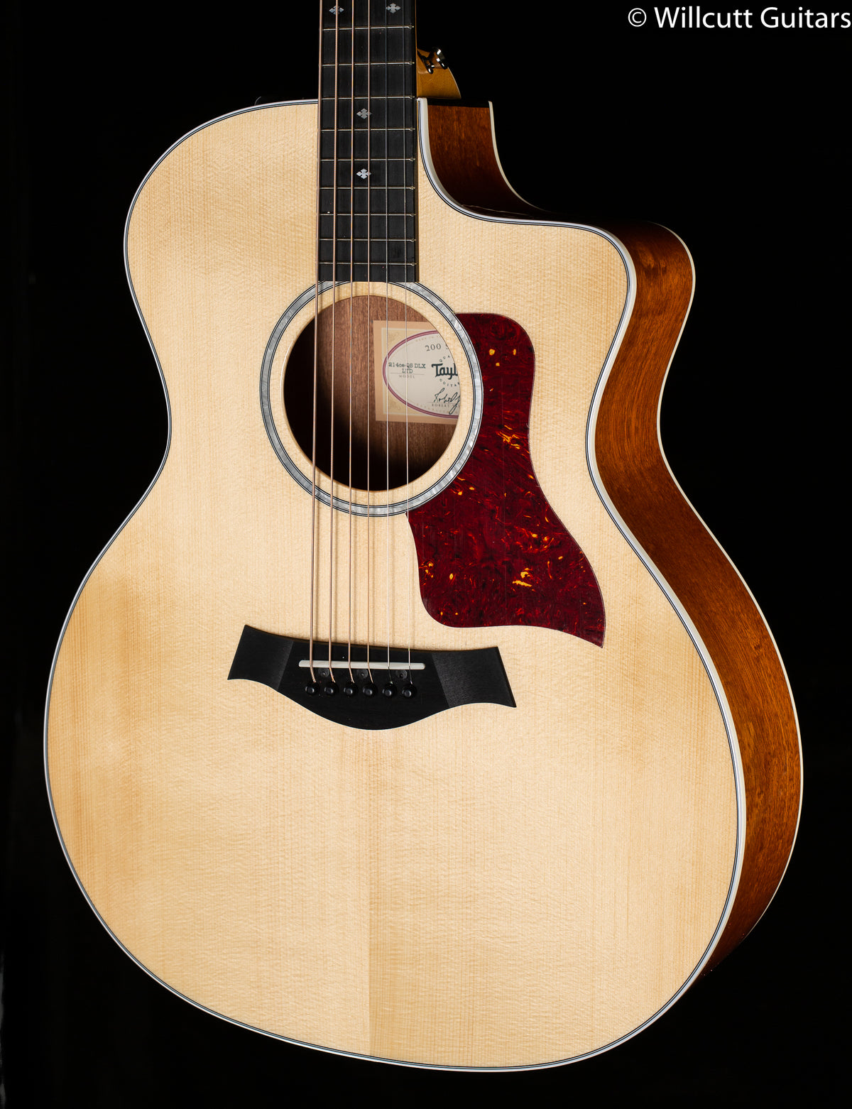 Taylor 214ce Deluxe LTD Quilted Sapele (069)