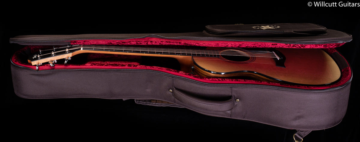 Taylor 214ce Plus (159)