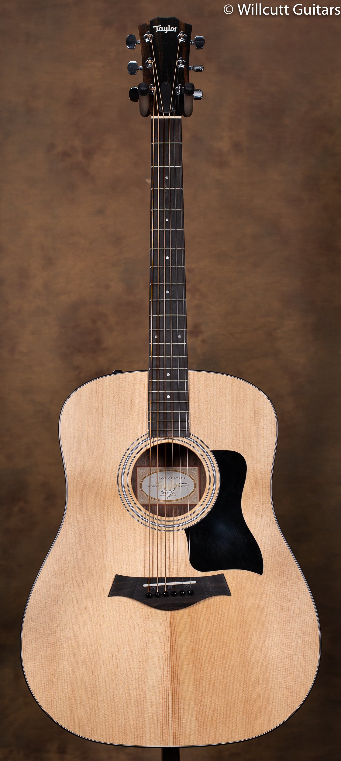 Taylor 110e USED - Willcutt Guitars