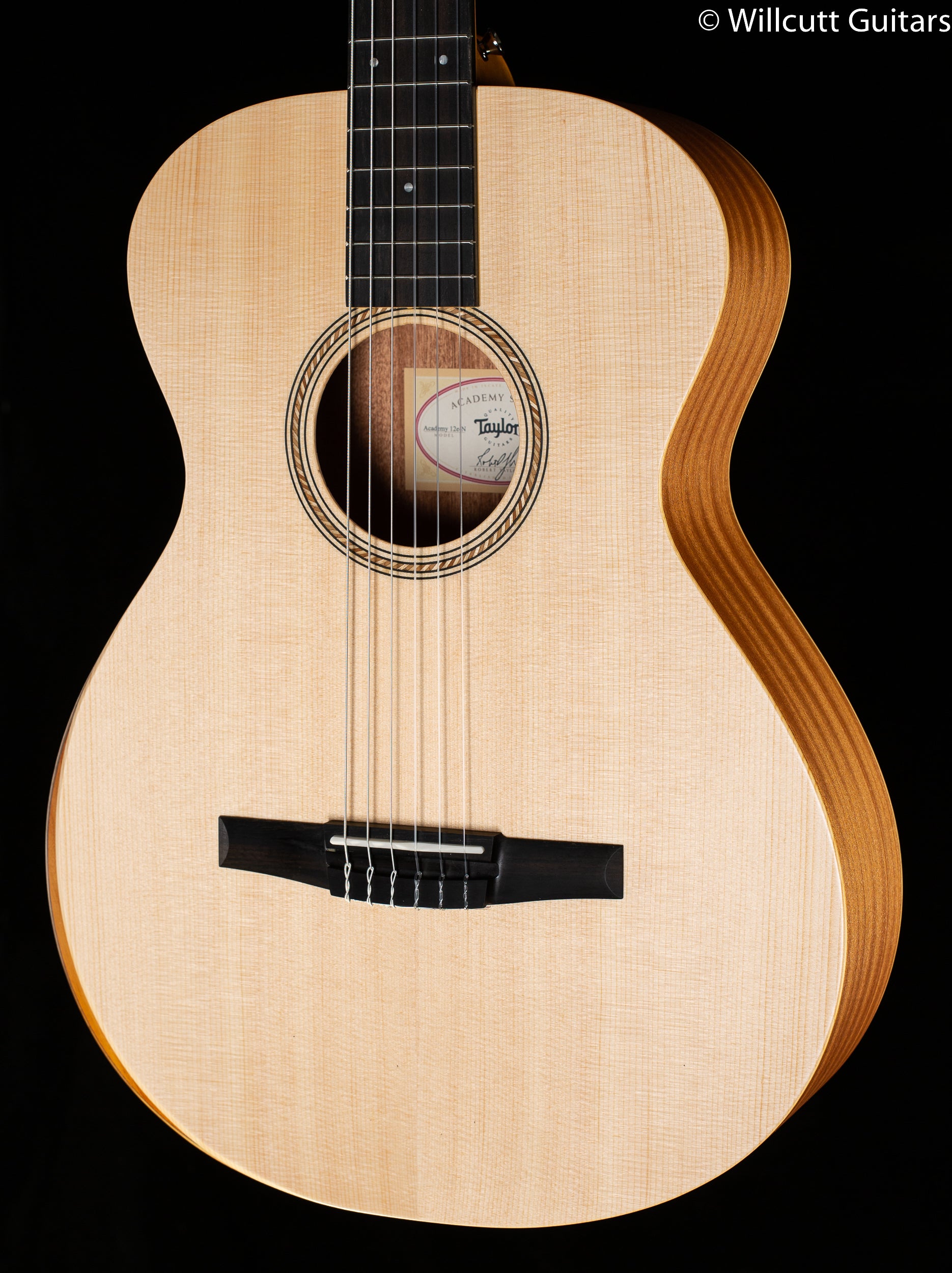 Taylor Academy 12e-N (216) - Willcutt Guitars