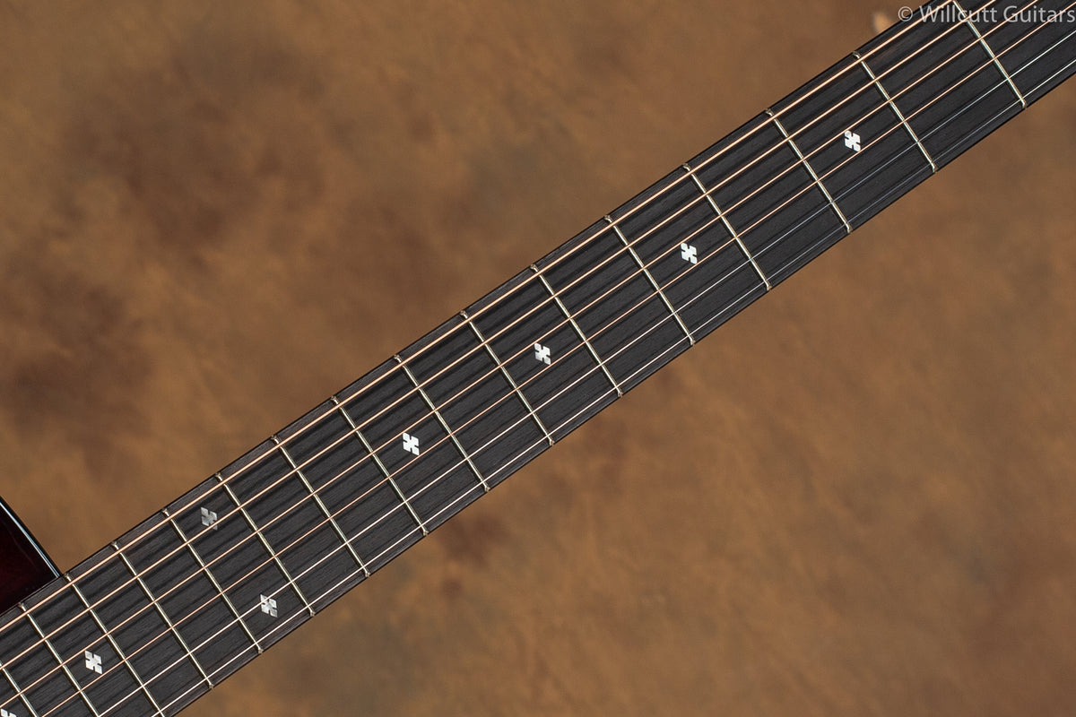 Taylor 224ce-K DLX USED