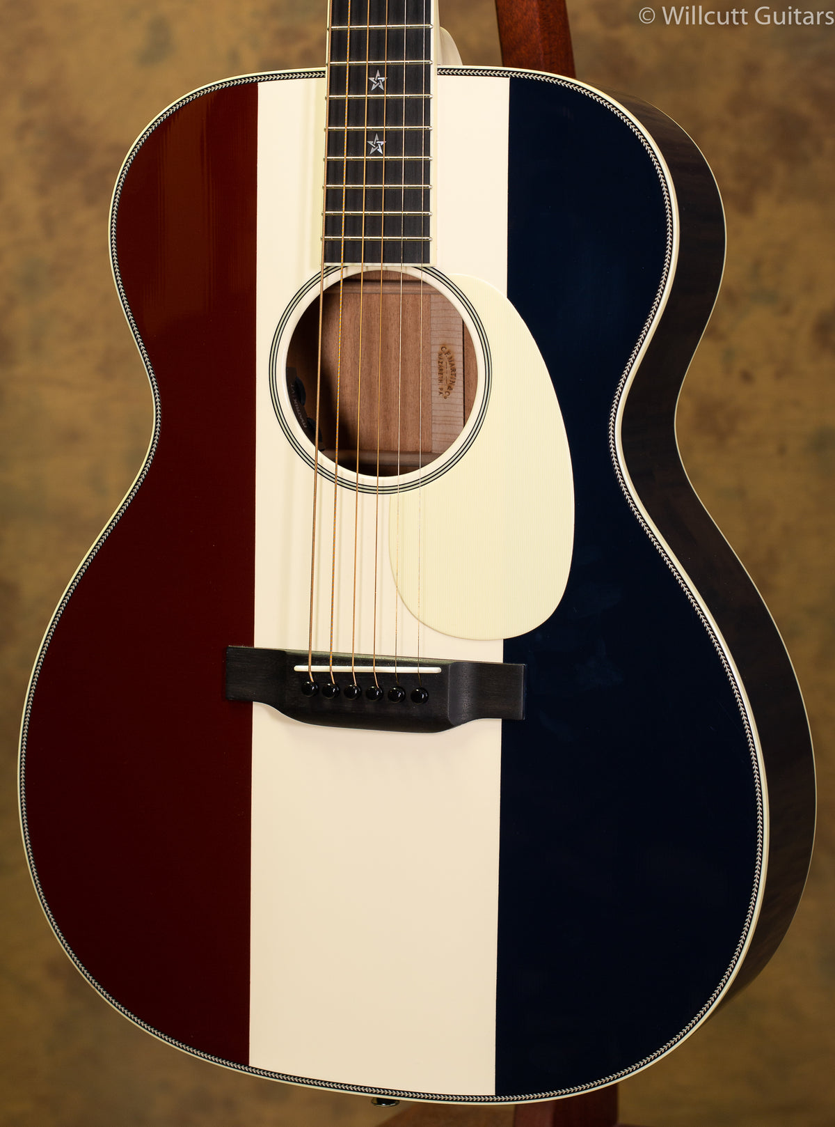 Martin USED Custom Shop 000-14 Fret Red White and Blue
