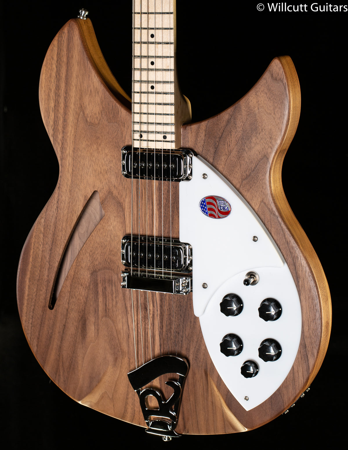 Rickenbacker 330W (787)