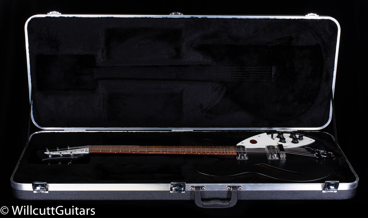 Rickenbacker 330 Matte Black (678)
