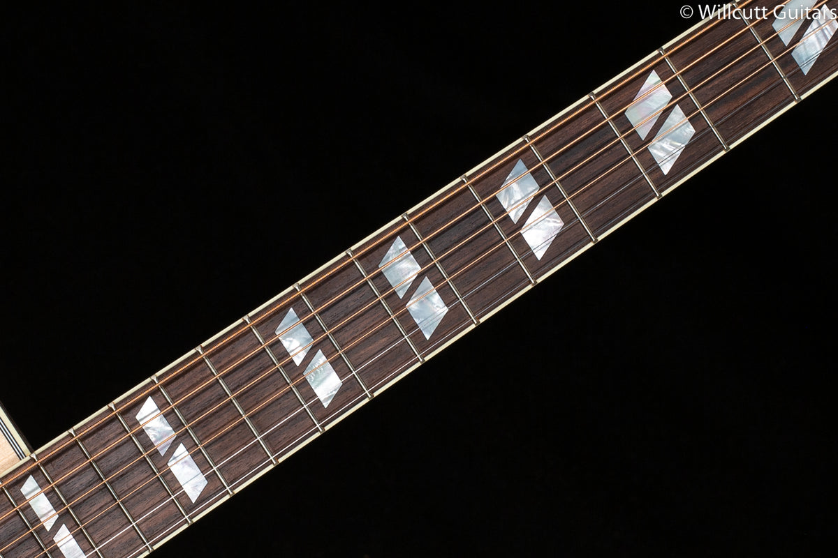 Gibson Hummingbird Faded Antique Natural (079)
