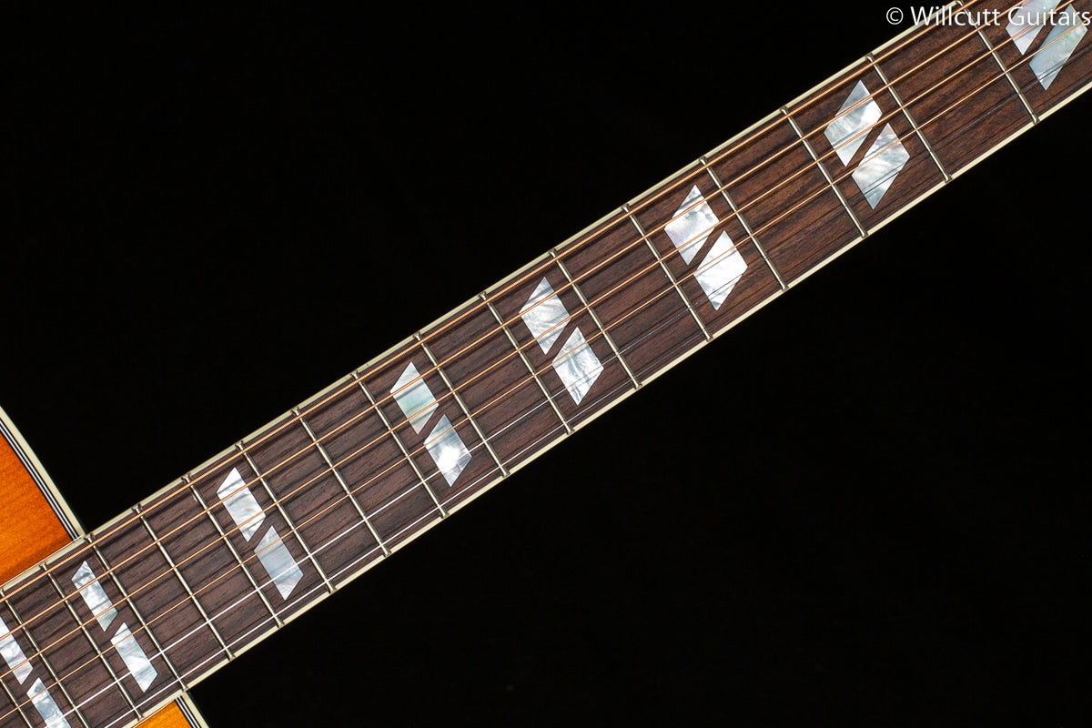 Gibson Hummingbird Original Heritage Cherry Sunbunburst Red Spruce Top (065)