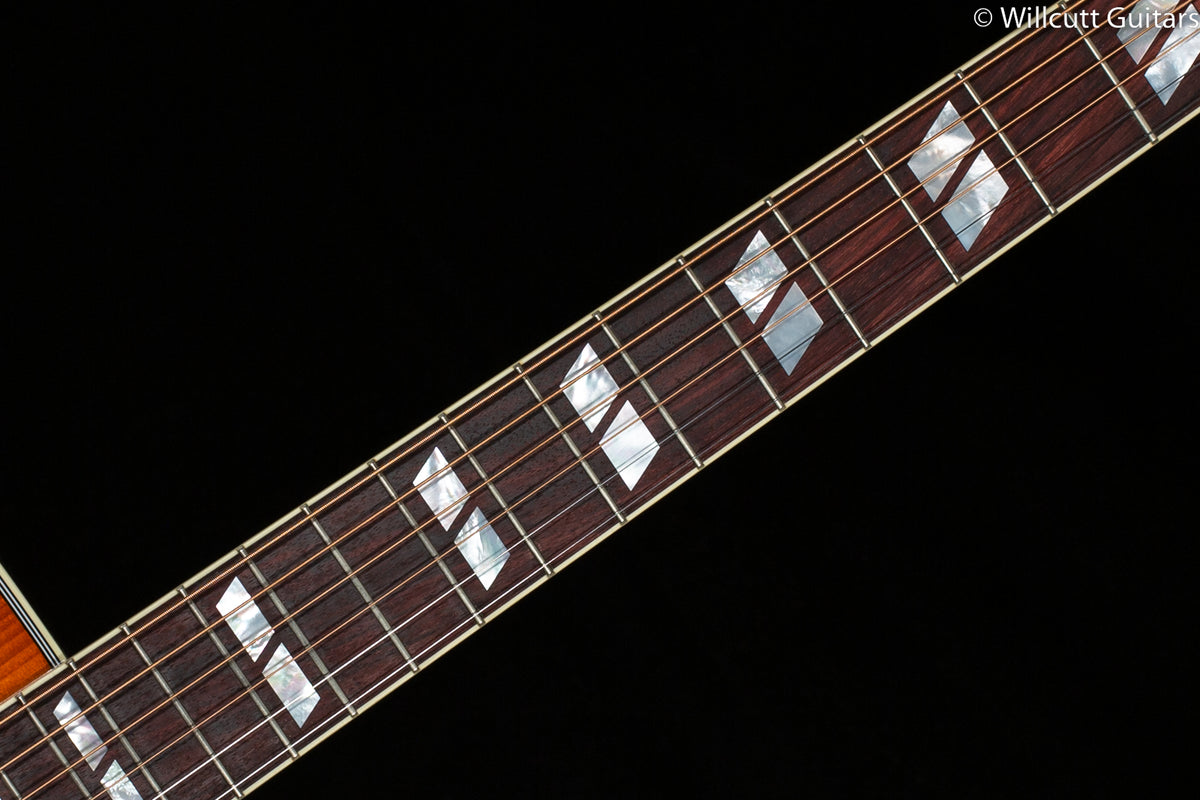 Gibson Hummingbird Original Heritage Cherry Sunburst Red Spruce Top (073)