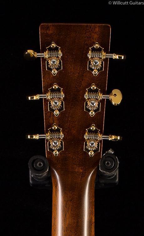 Martin D-18 Modern Deluxe (855)