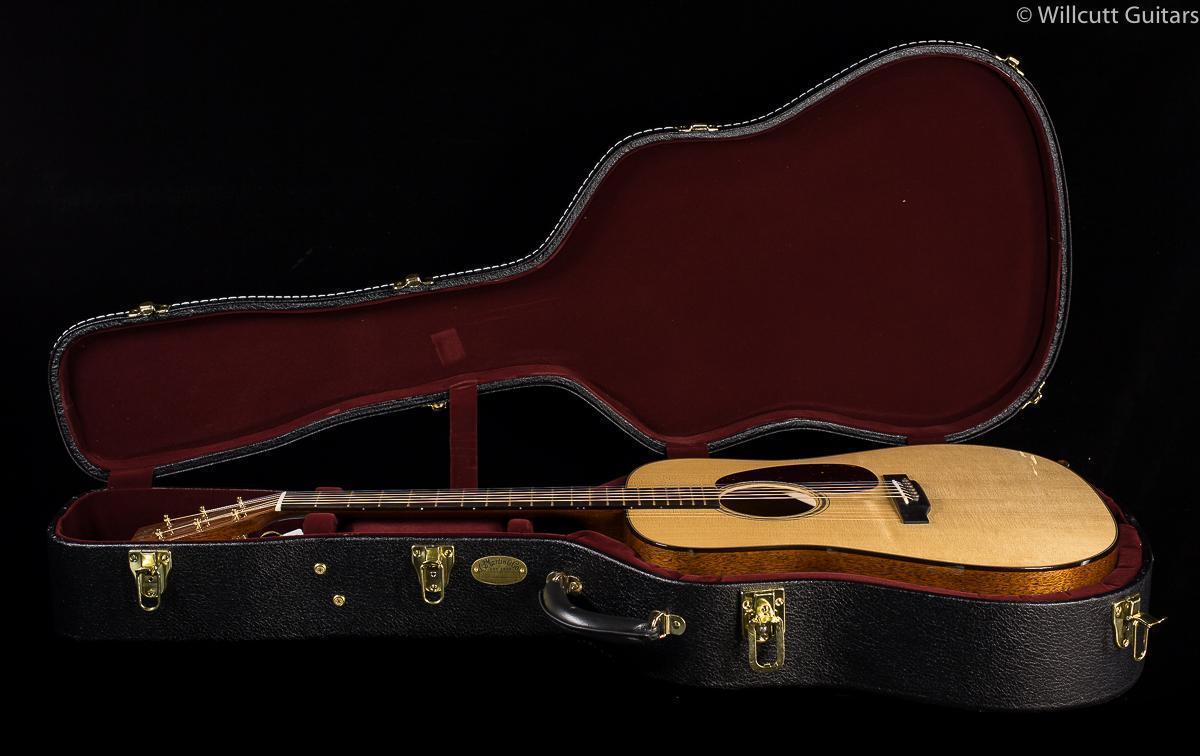 Martin D-18 Modern Deluxe (855)