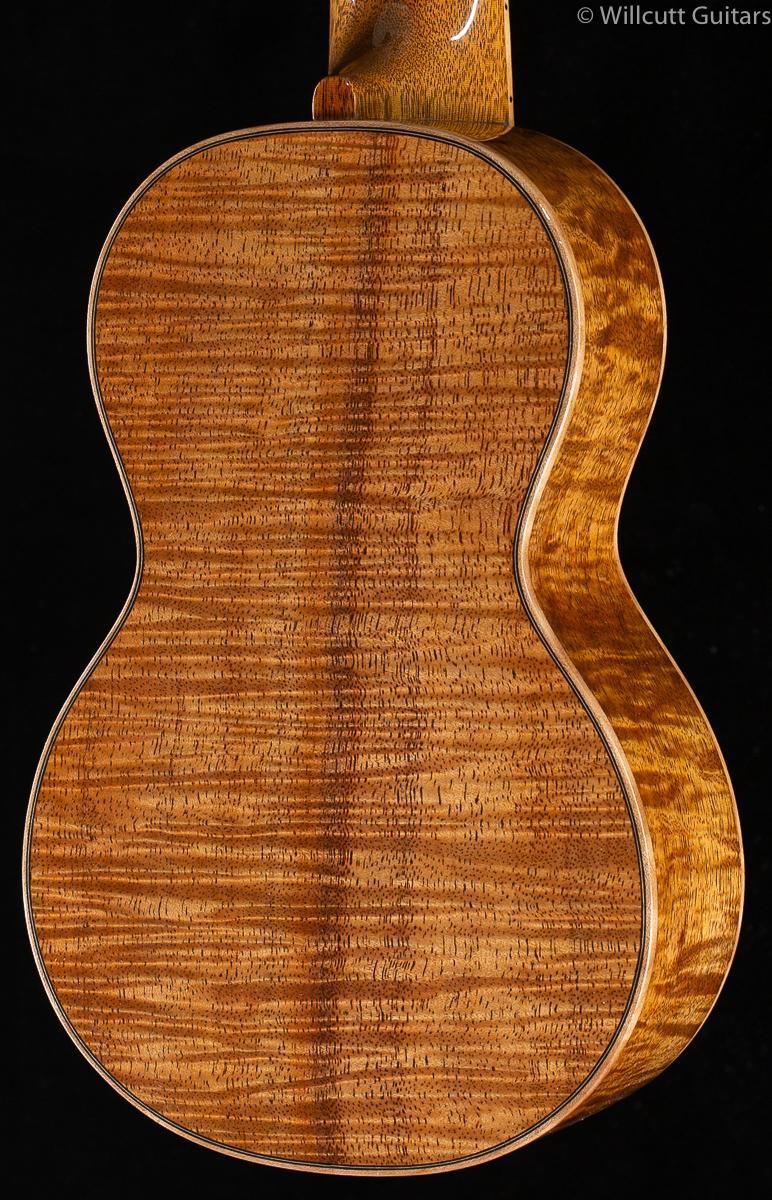 Martin Custom Shop Soprano Uke Flamed Koa (763)