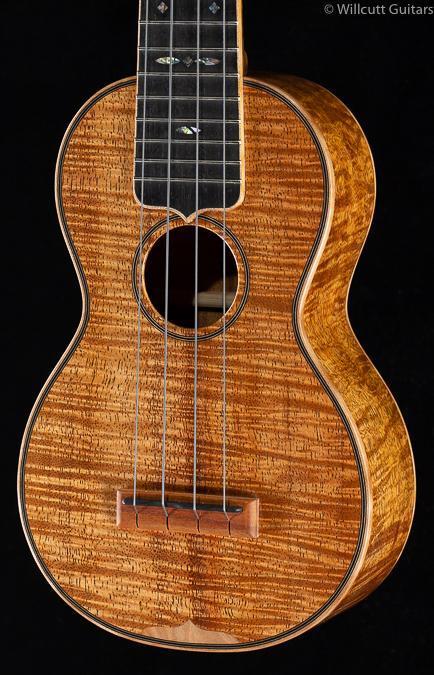 Martin Custom Shop Soprano Uke Flamed Koa (763)