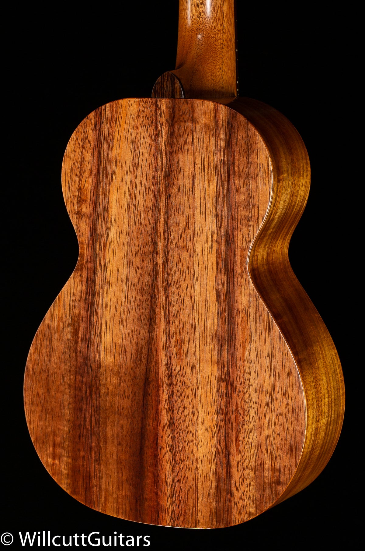 Kamaka HF-2 Concert with Case (092)