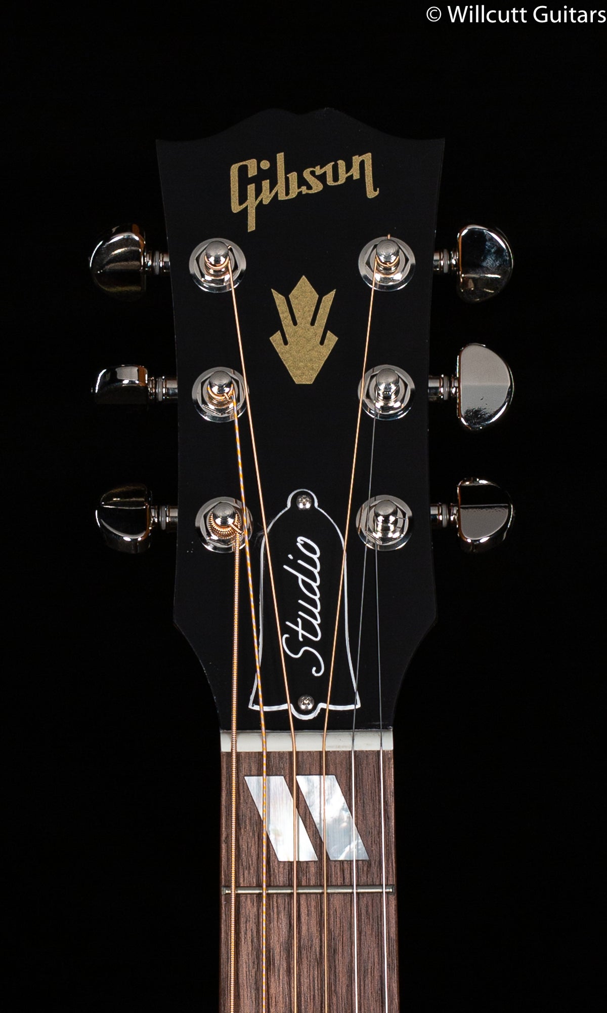 Gibson Hummingbird Studio Walnut Antique Natural