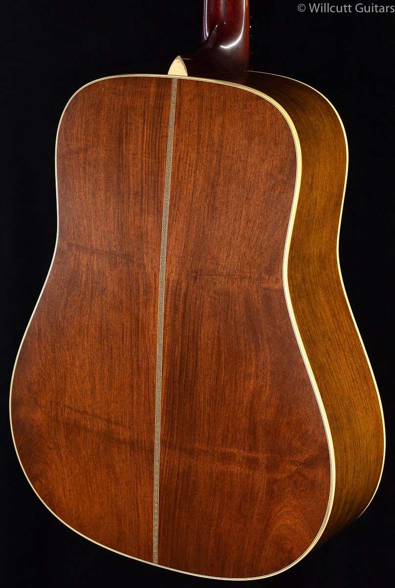 Martin D-28 Authentic 1937 Aged