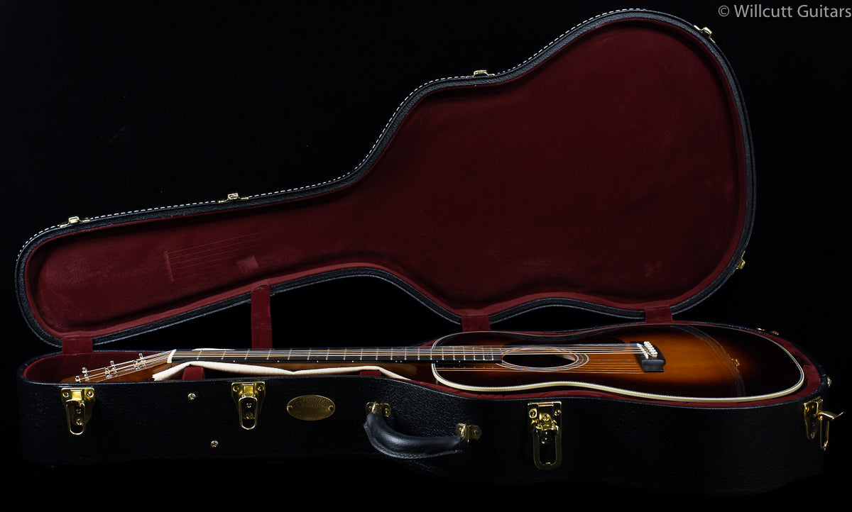 Martin 000-28EC Sunburst (543)