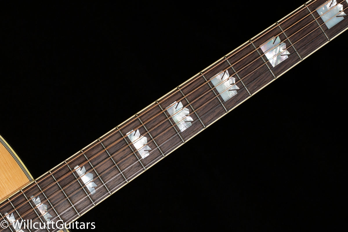 Gibson Tom Petty SJ-200 Wildflower - Antique Natural