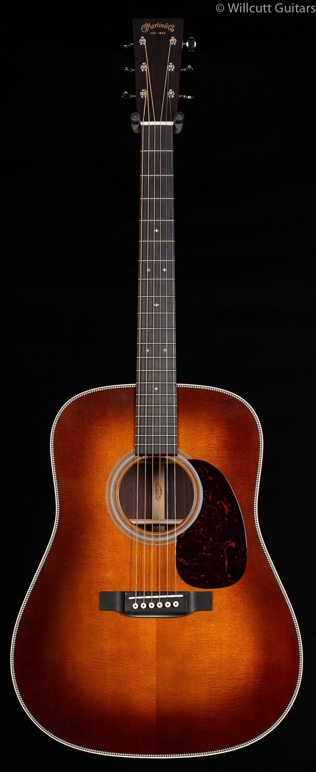 Martin HD-28 Ambertone