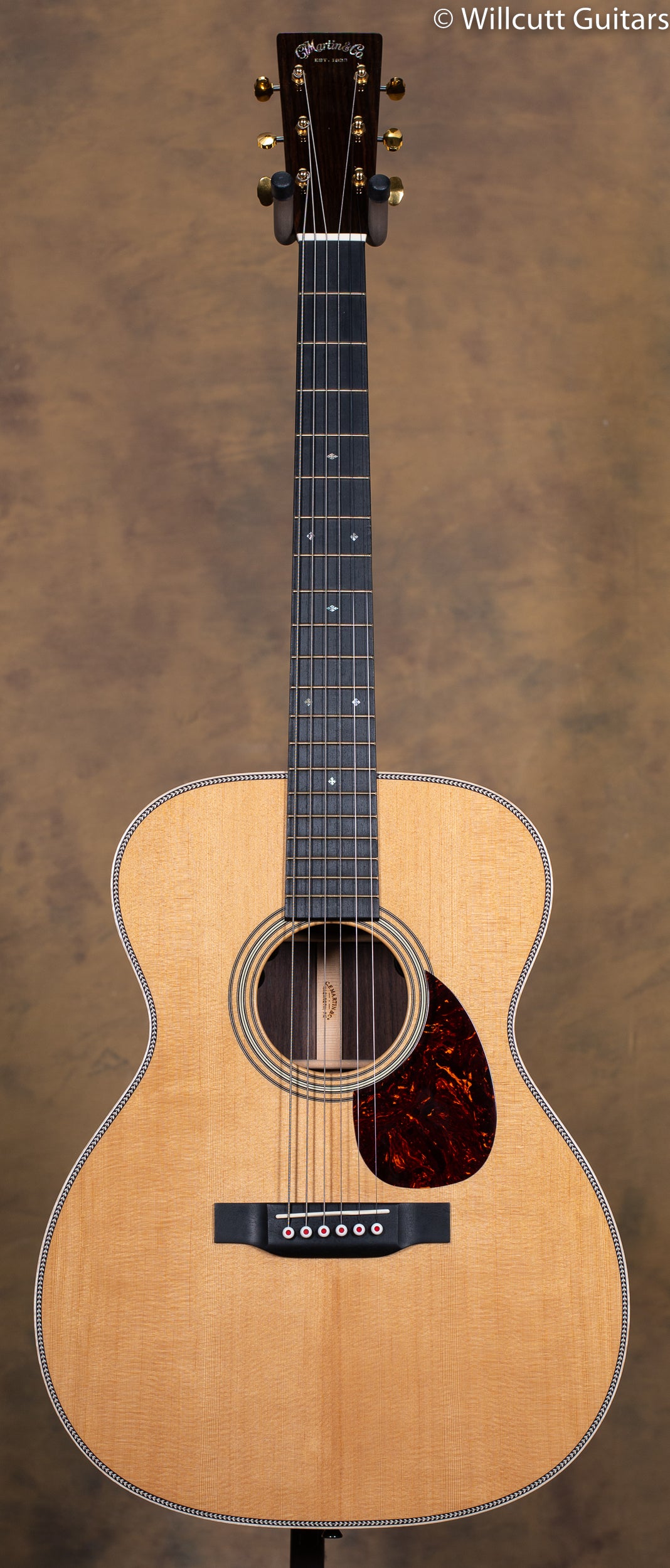 Martin OM-28e Modern Deluxe