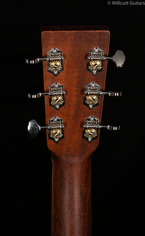 Martin D-18 Lefty