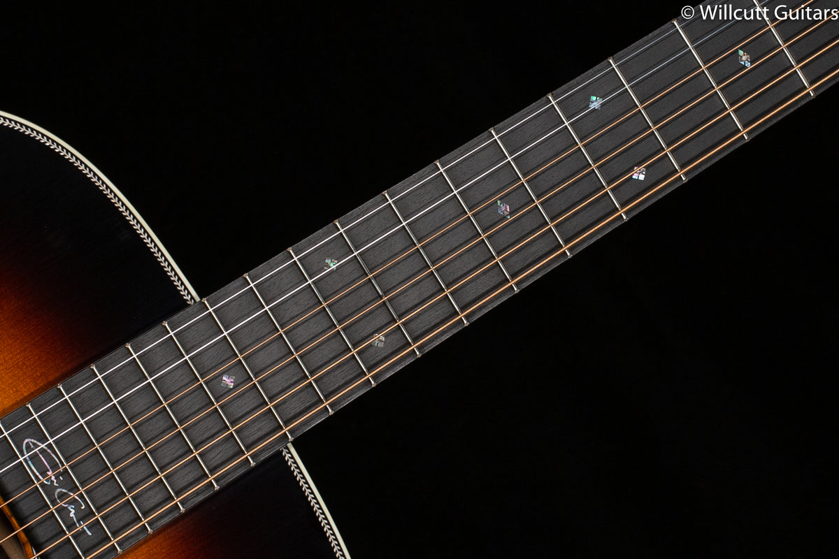 Martin 000-28EC Sunburst Eric Clapton Lefty