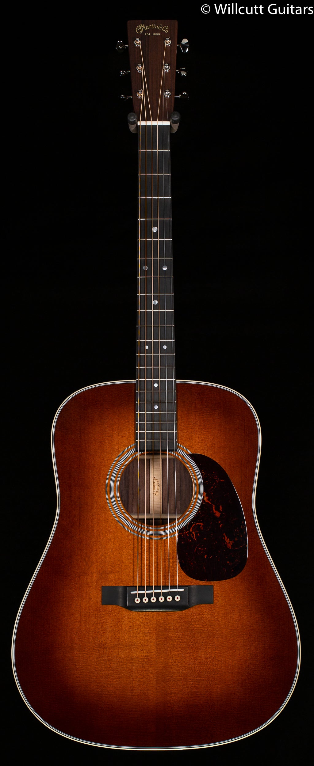 Martin D-28 Ambertone