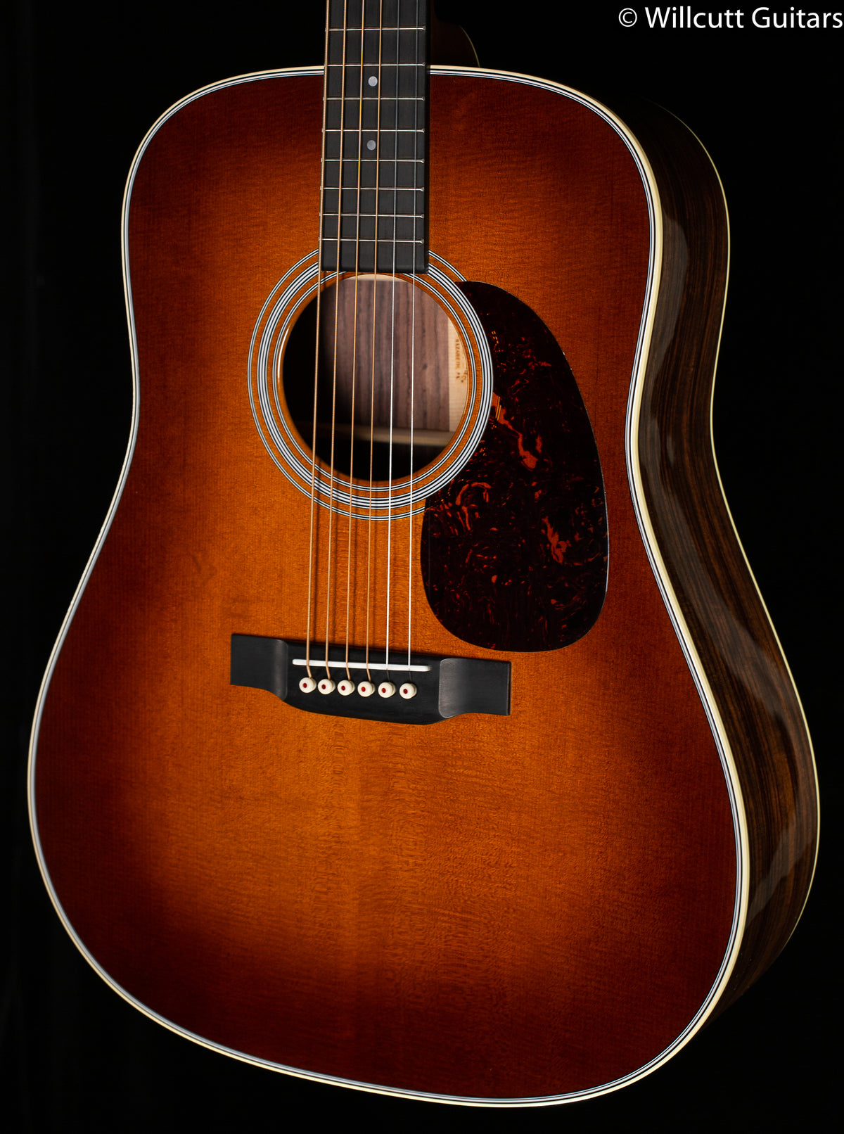 Martin D-28 Ambertone