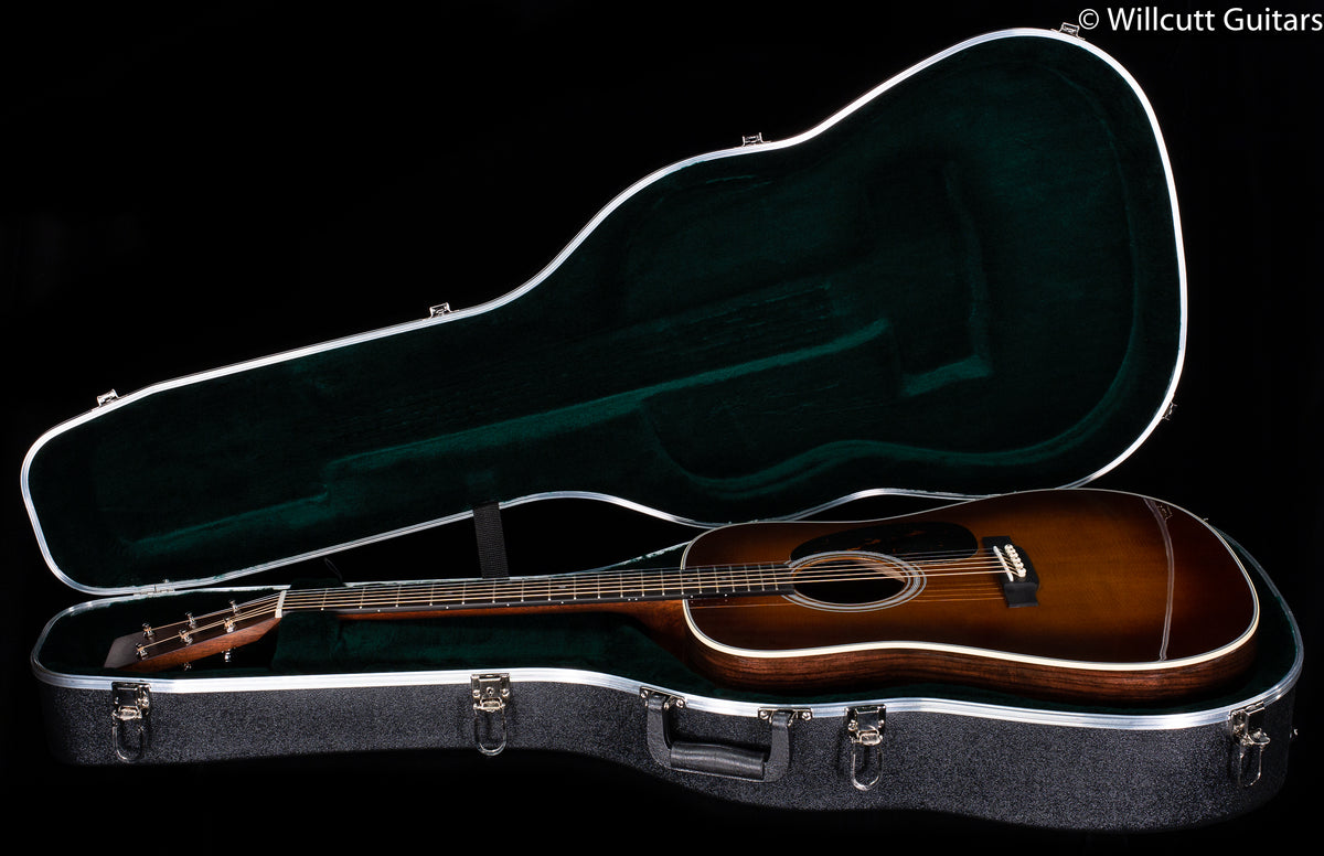 Martin D-28 Ambertone