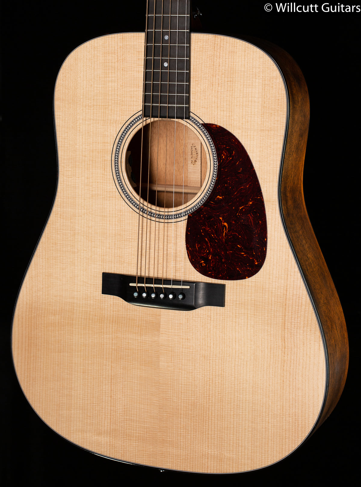 Martin D-16E Mahogany (784)