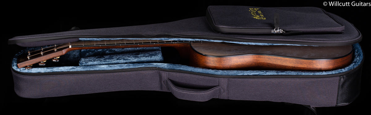 Martin D-16E Mahogany (776)