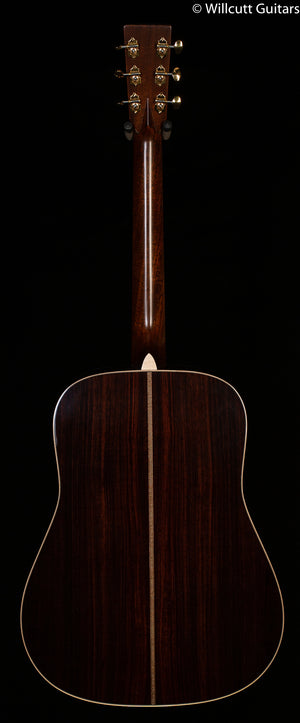 Martin D-28 Modern Deluxe