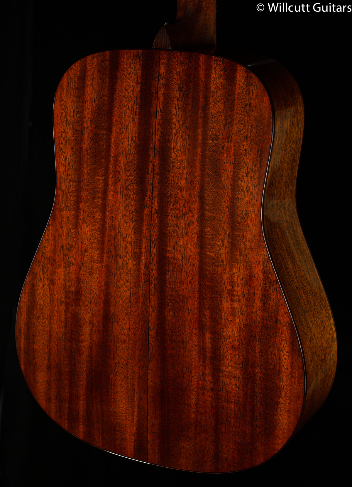 Martin D-18E Modern Deluxe