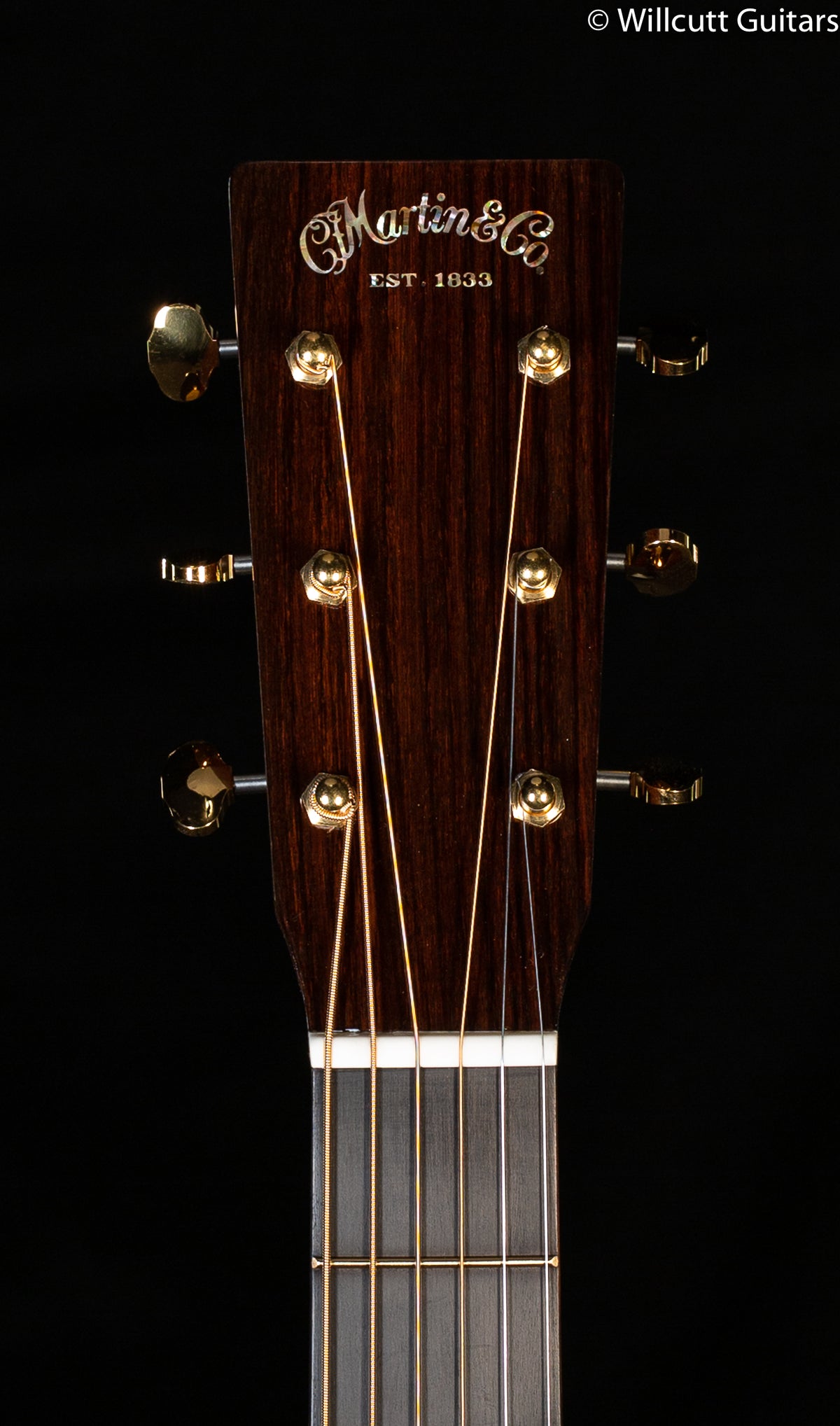 Martin D-18E Modern Deluxe