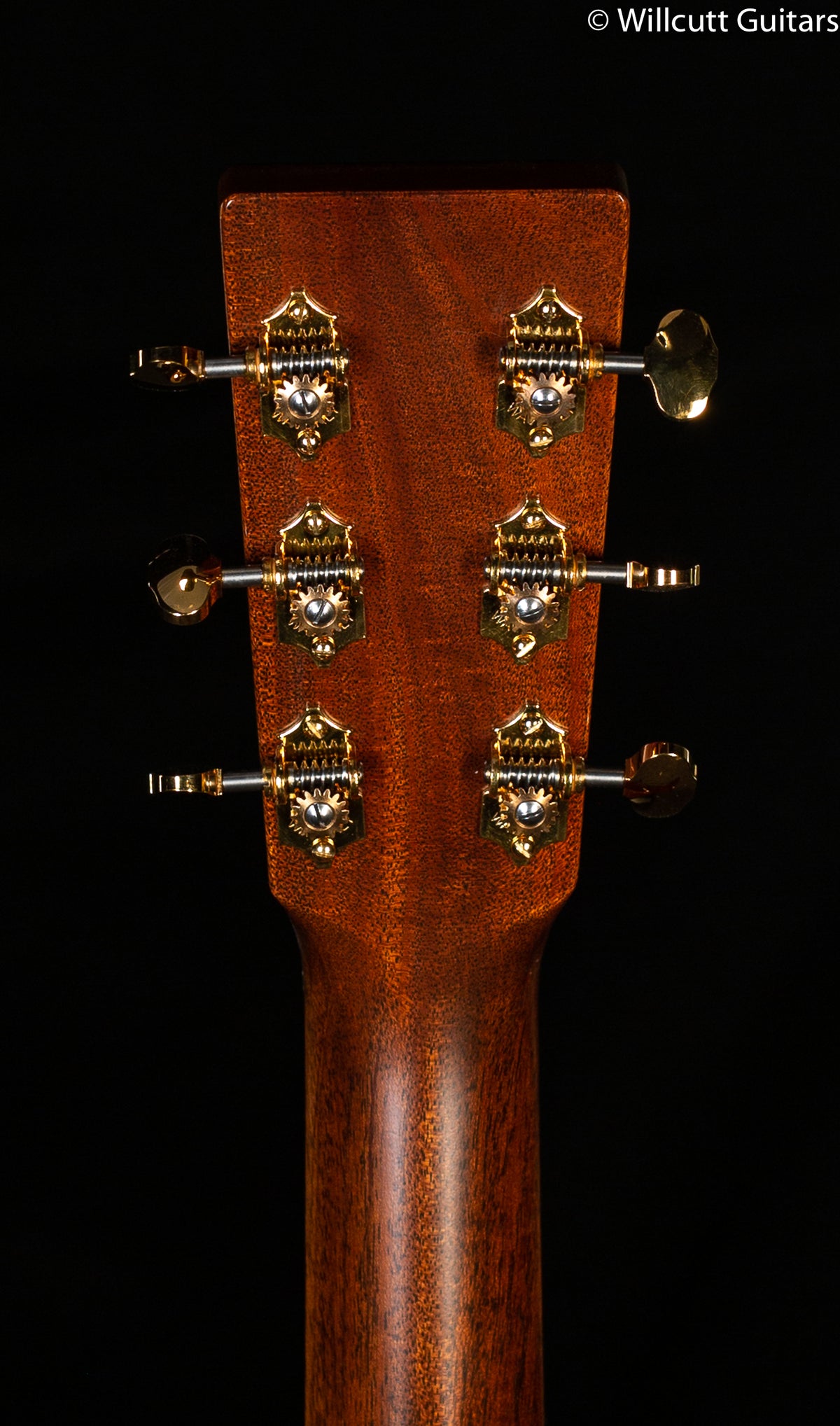 Martin D-18E Modern Deluxe