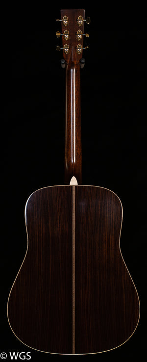 Martin D-28 Modern Deluxe