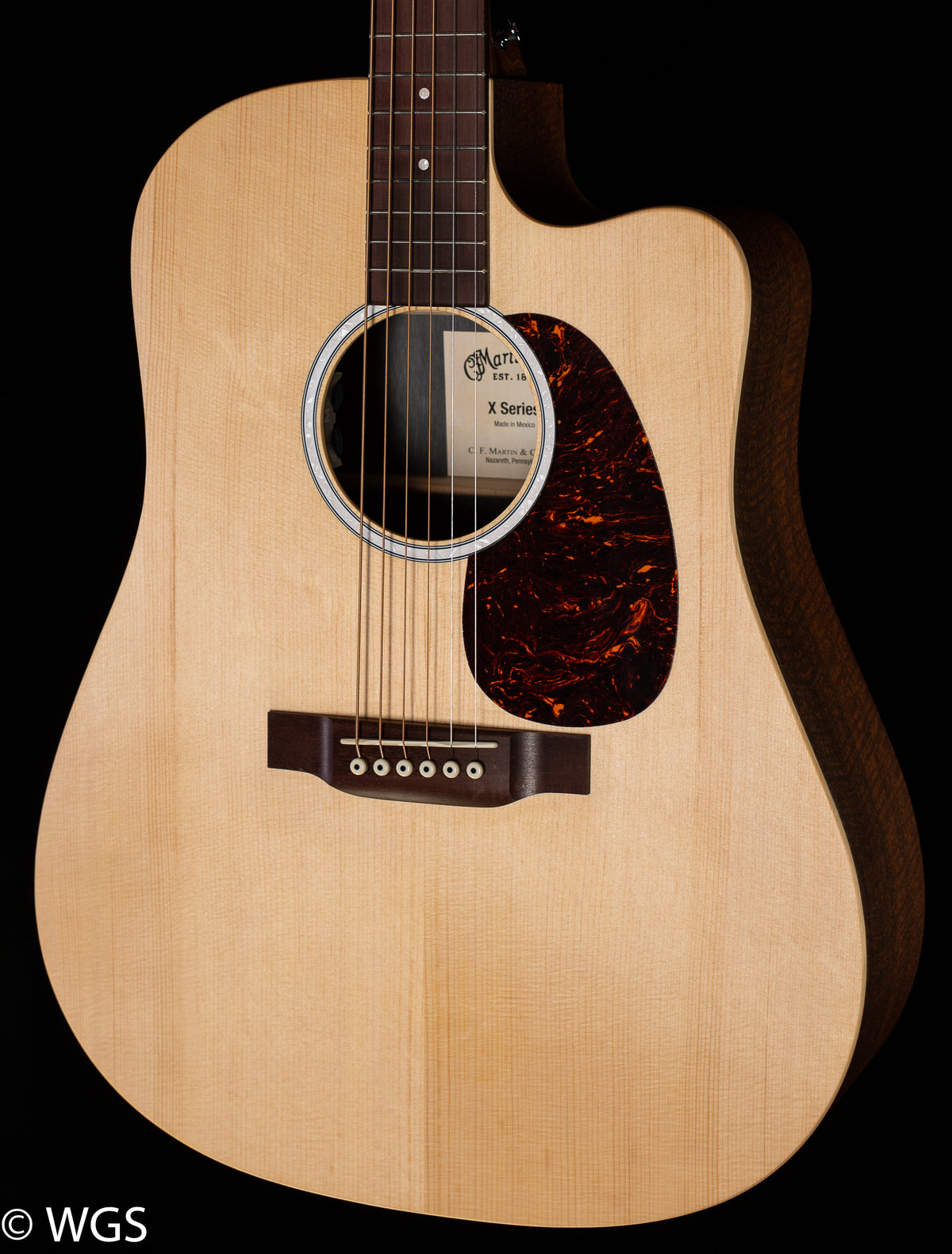 Martin DC-X2E Sitka Mahogany (680)