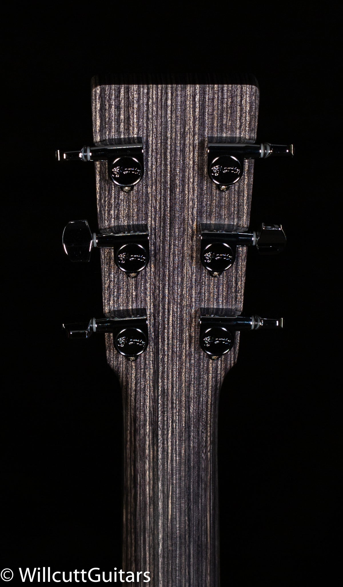 Martin DX Johnny Cash (689)