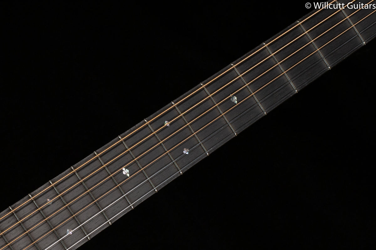 Martin Custom Shop Expert D-28 Authentic 1937 Ambertone