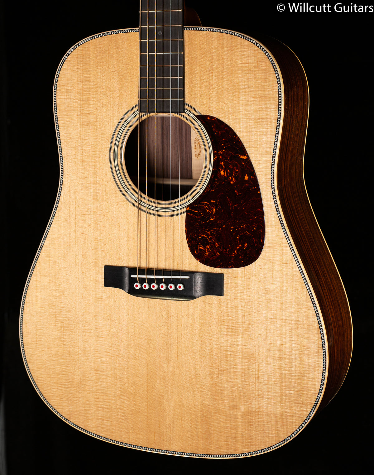Martin D-28 Modern Deluxe
