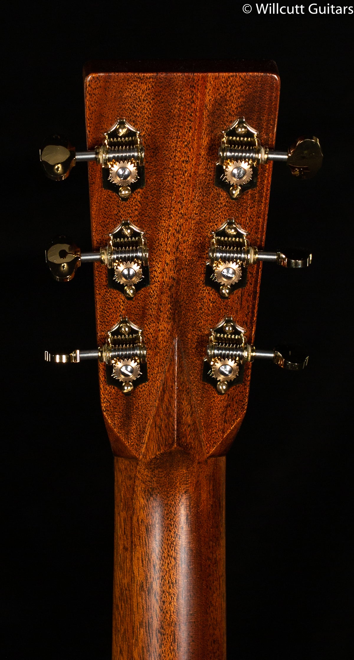 Martin D-28 Modern Deluxe