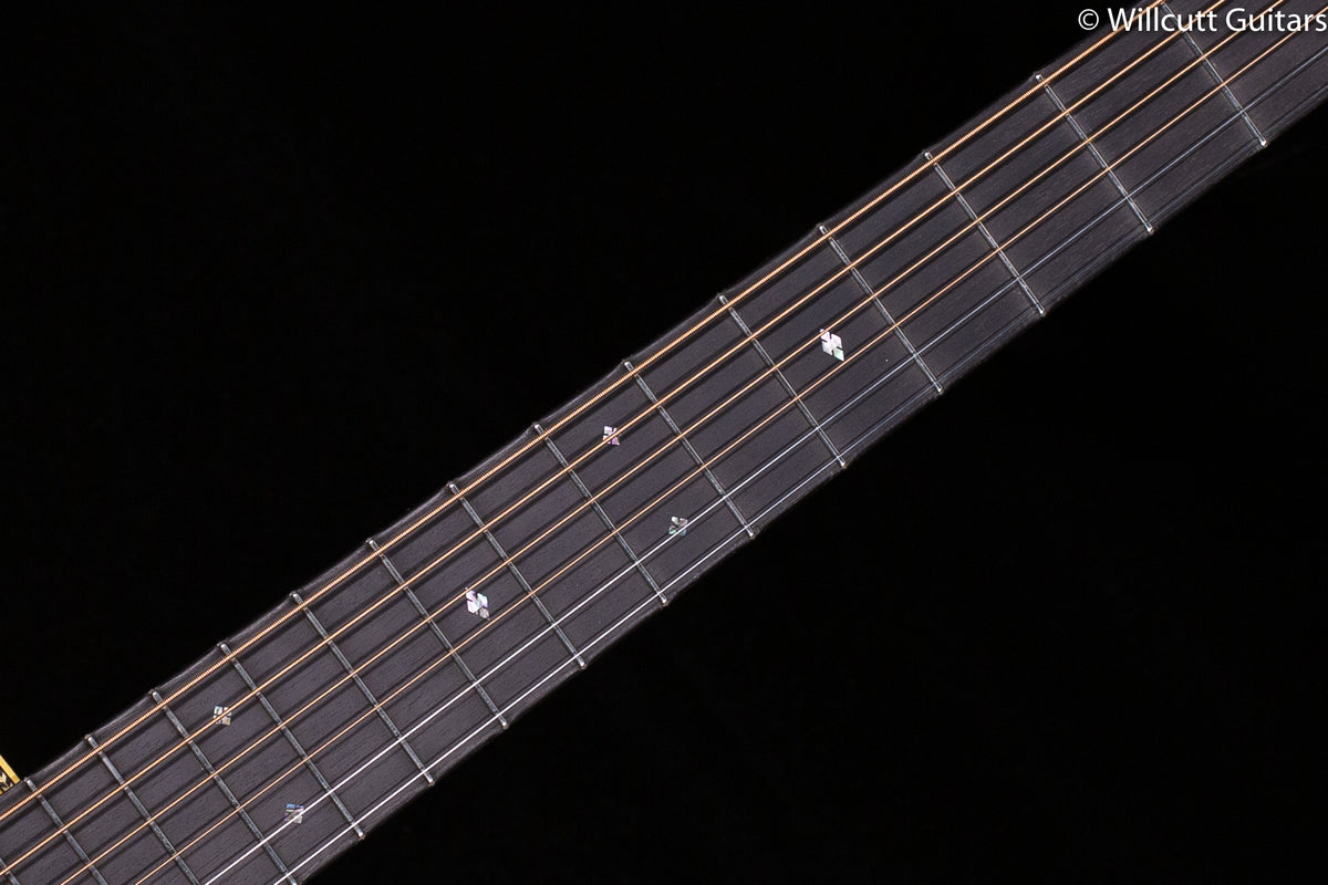 Martin Custom Shop Expert D-28 Authentic 1937 Stage 1 Aging