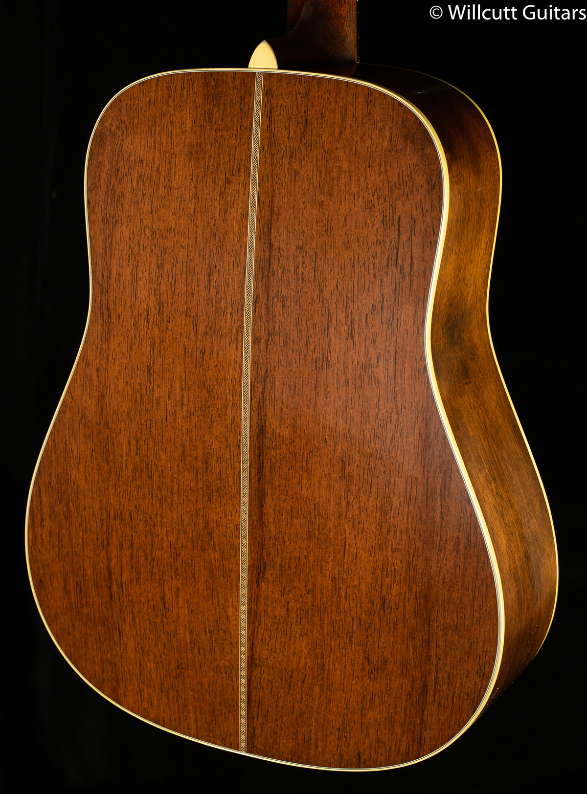 Martin D-28 Authentic 1937 Aged (026)