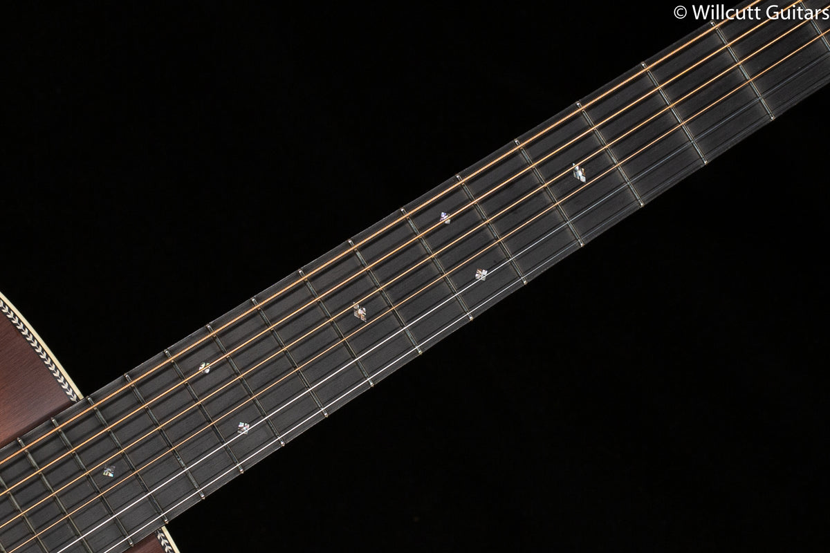 Martin Custom Shop Expert D-28 Authentic 1937 Ambertone