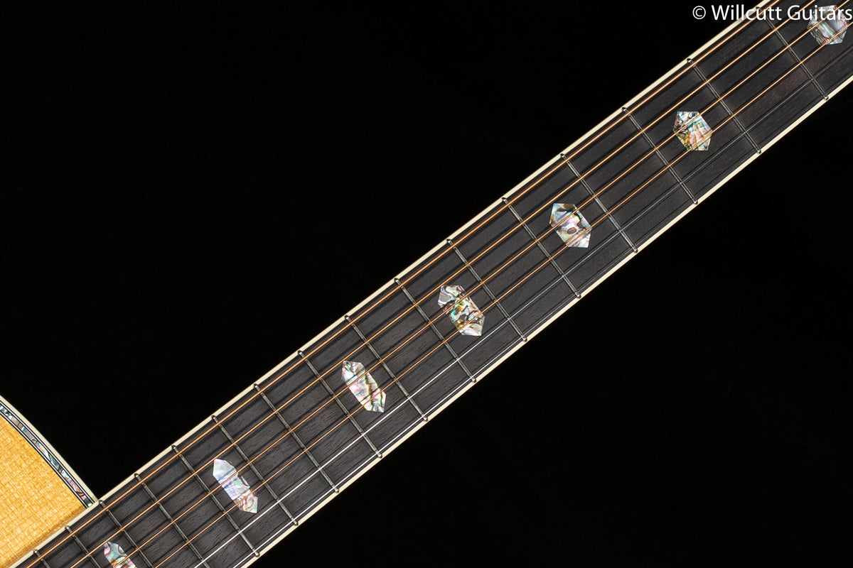 Martin Custom Shop 000 41 Style Adirondack VTS Guatemalan Rosewood