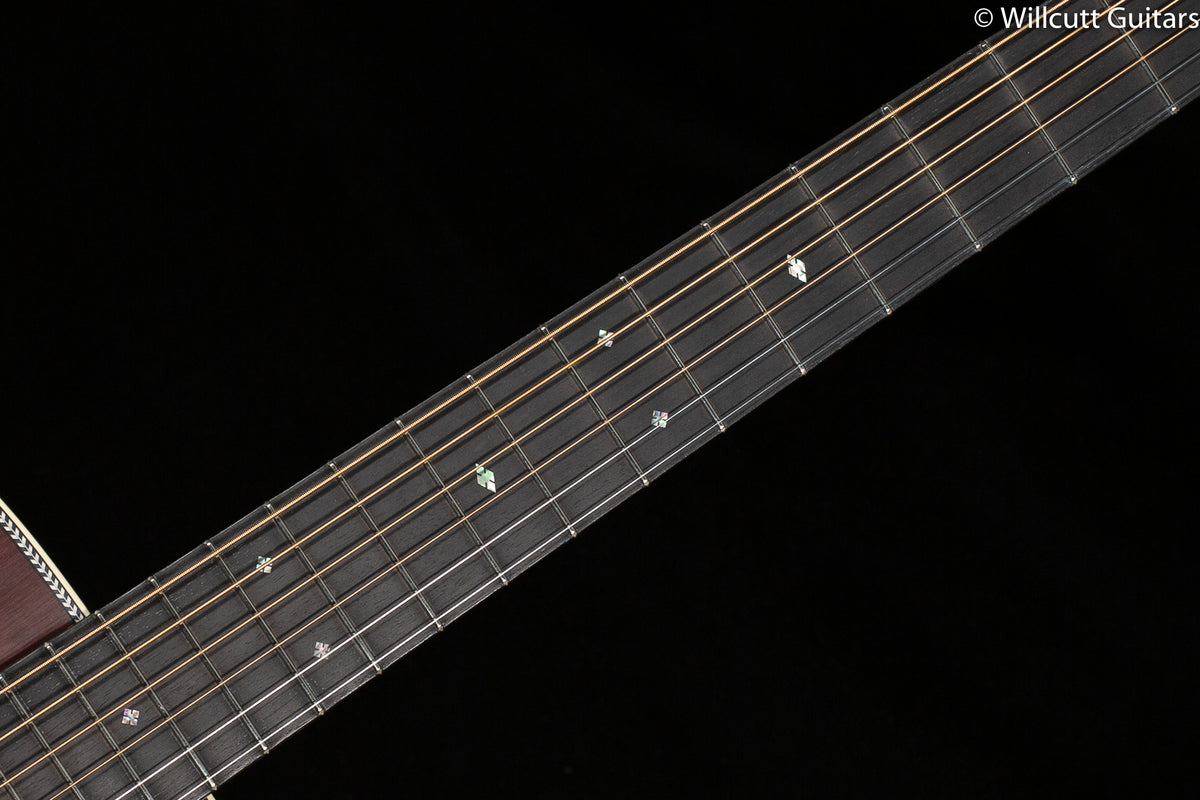 Martin Custom Shop Expert D-28 Authentic 1937 Ambertone (148)