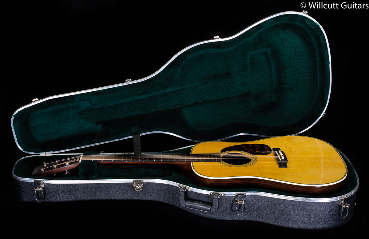 Martin HD-28 (812)