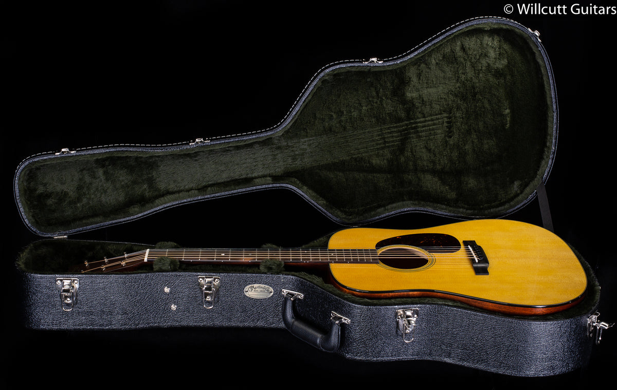 Martin D-18 (716)