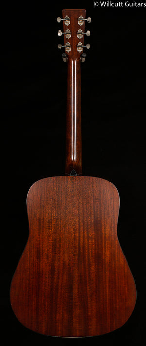 Martin D-18 Authentic 1939 VTS Aged (733)