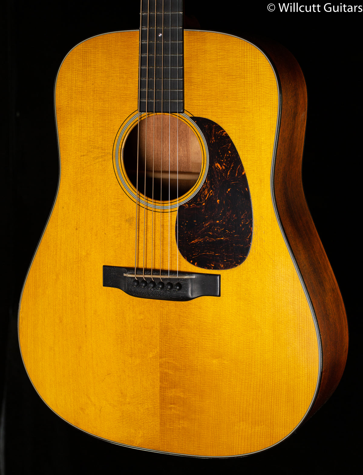 Martin D-18 Authentic 1939 VTS Aged (733)