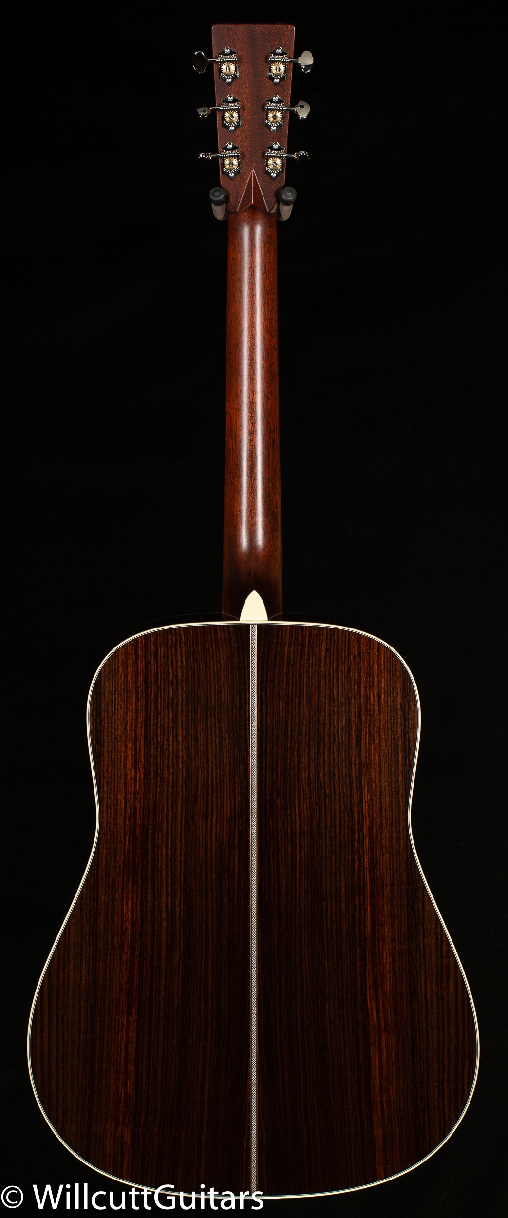 Martin HD-28 Sunburst (110)