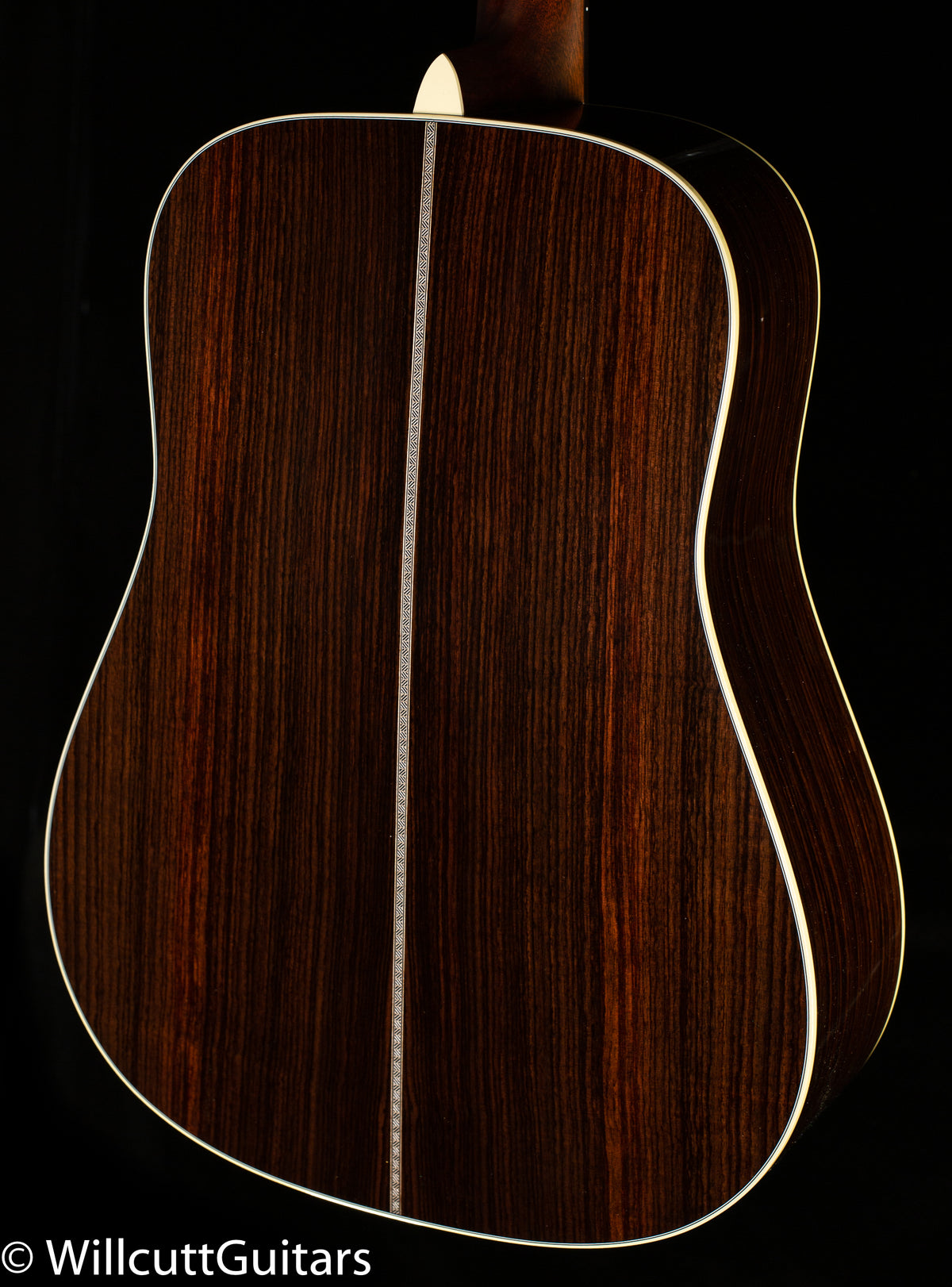 Martin HD-28 Sunburst (110)